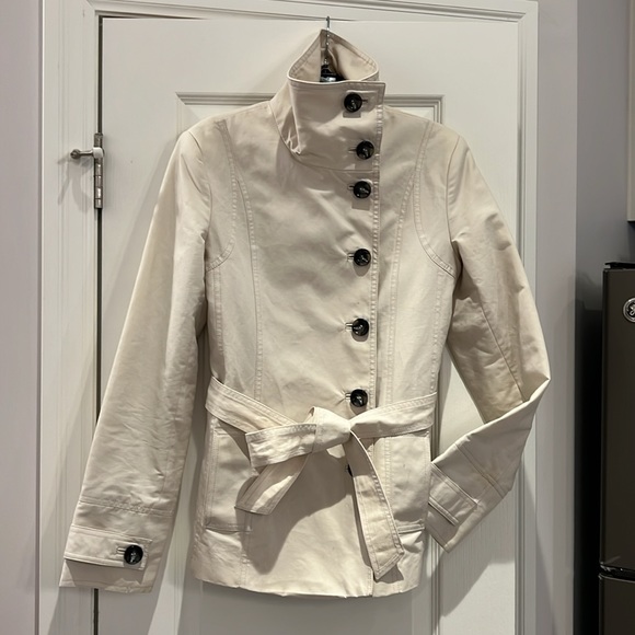 Cassis short trench coat small double breasted - Picture 5 of 8